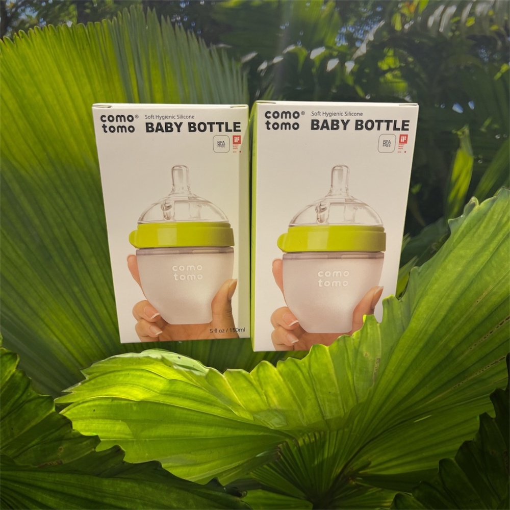 Lot of 2: Comotomo Soft Hygienic Silcone Baby Bottles - Slow Flow - 5 oz each